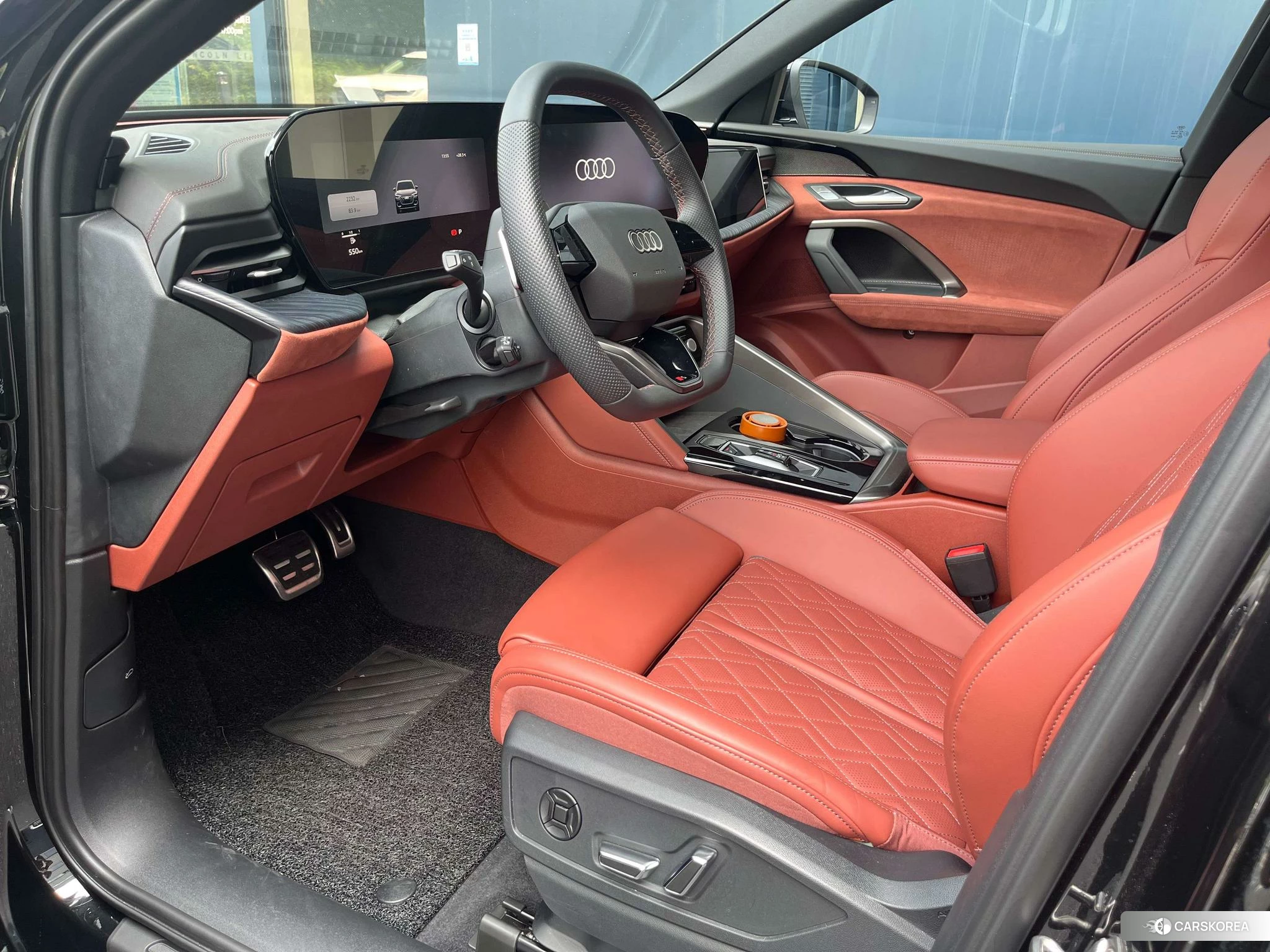 Audi Q5L 2026 Черный из Китая, фото 6