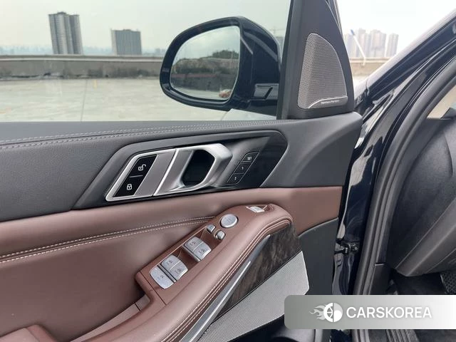 BMW X5 2023 Черный из Китая, фото 6