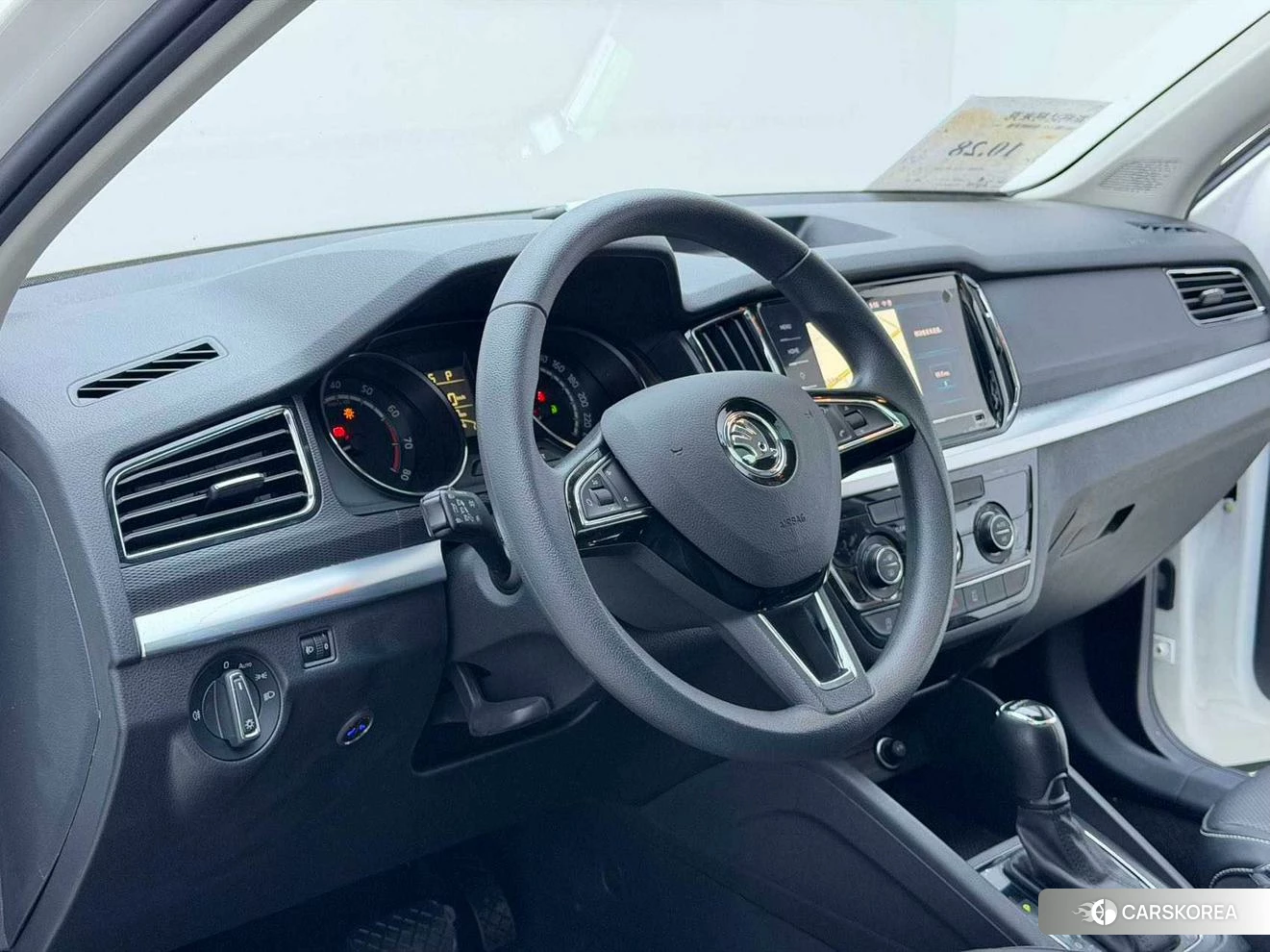 Skoda Komick 2022 Белый из Китая, фото 6