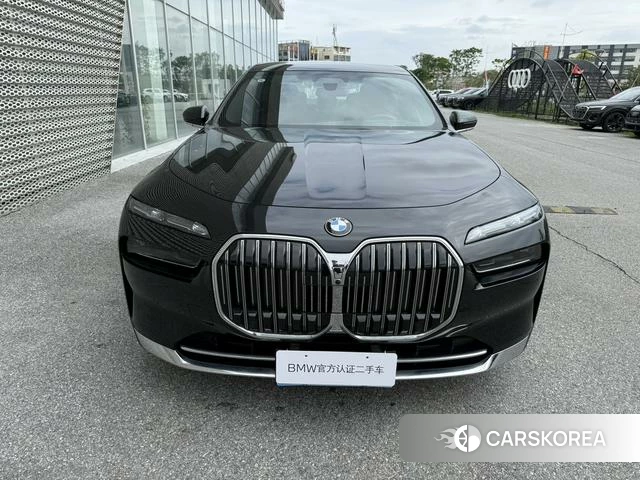 BMW 7 series 2024 Черный из Китая, фото 6