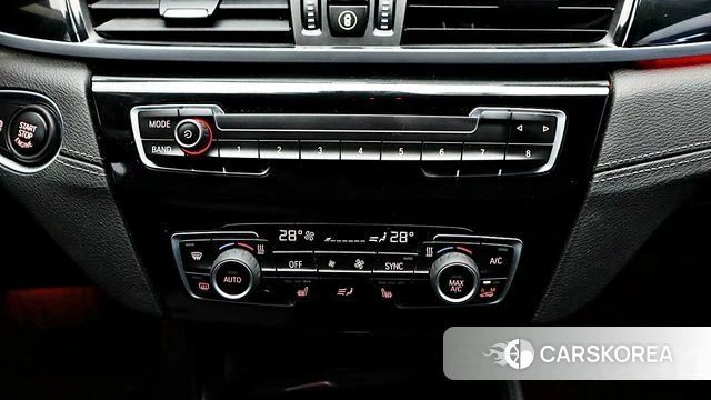 BMW X1 (F48) 2021 Синий из Кореи, фото 6
