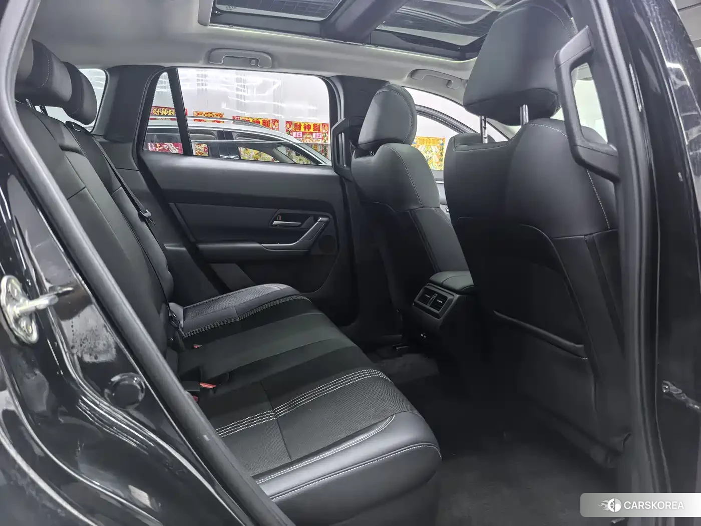 Mazda CX-50 2023 Черный из Китая, фото 6