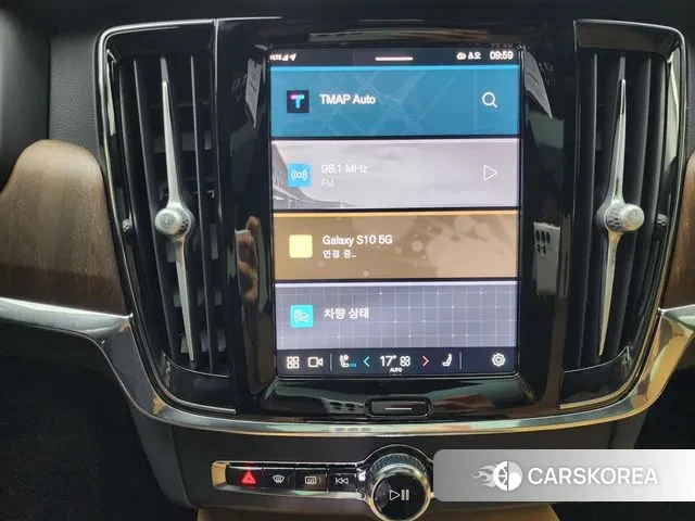 Volvo V90 Cross-Country 2024 Белый из Кореи, фото 6