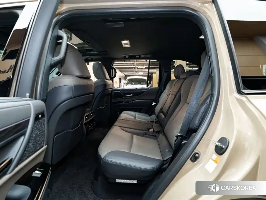 Lexus LX 2025 Champagne/brown из Китая, фото 6