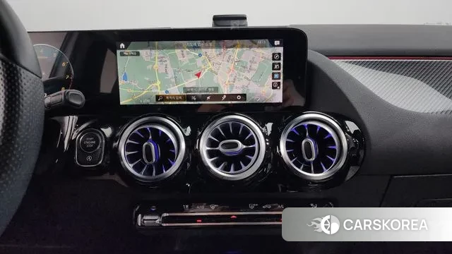 Mercedes-Benz GLA - Class H247 2020 Белый из Кореи, фото 6