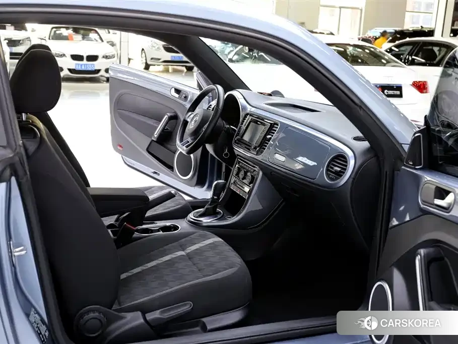 Volkswagen Beetle 2019 Синий из Китая, фото 6