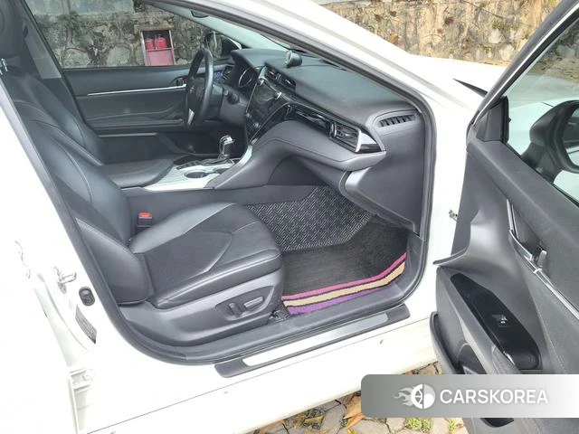 Toyota Camry 2020 Белый из Китая, фото 6