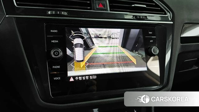 Volkswagen Tiguan second Generation 2022 Белый из Кореи, фото 6