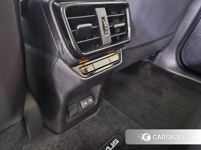 Lexus NX350h Second generation 2024 Серый из Кореи, фото 6
