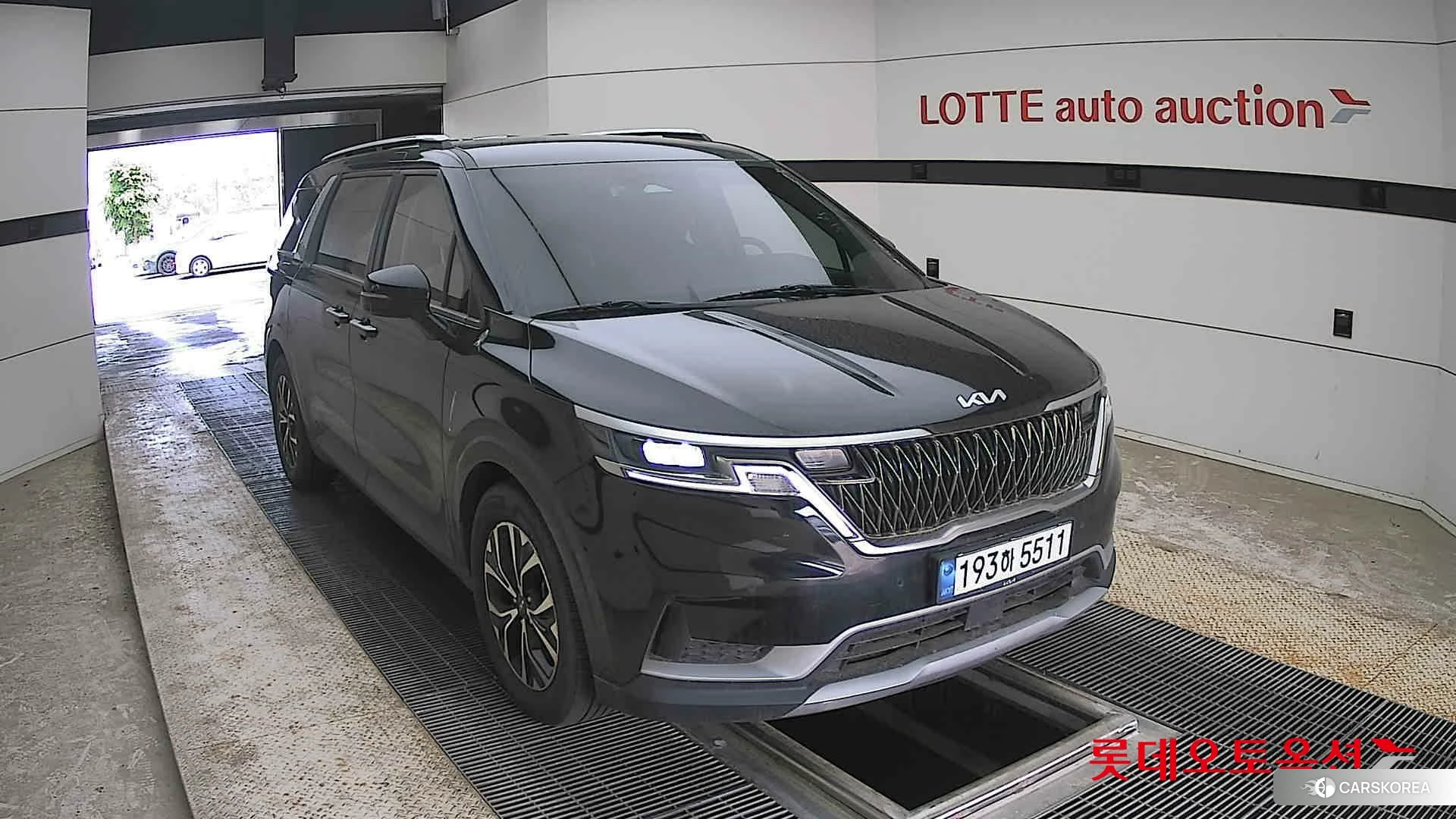 Kia Carnival 2022 Aurora Black Pearl из Кореи, фото 6
