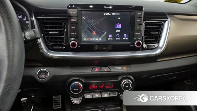 Kia Stonic 2018 Синий из Кореи, фото 6