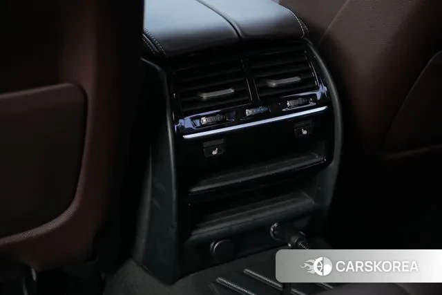 BMW 5 Series (G30) 2018 Серебряный из Кореи, фото 6