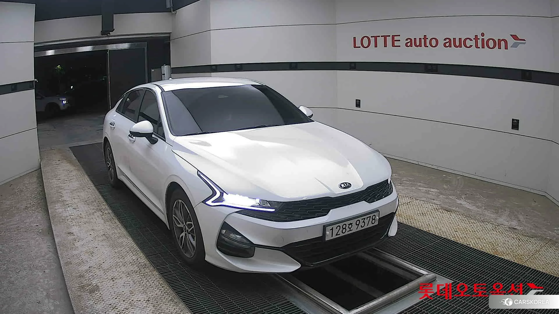 Kia K5 2020 Snow White Pearl (optional) из Кореи, фото 6