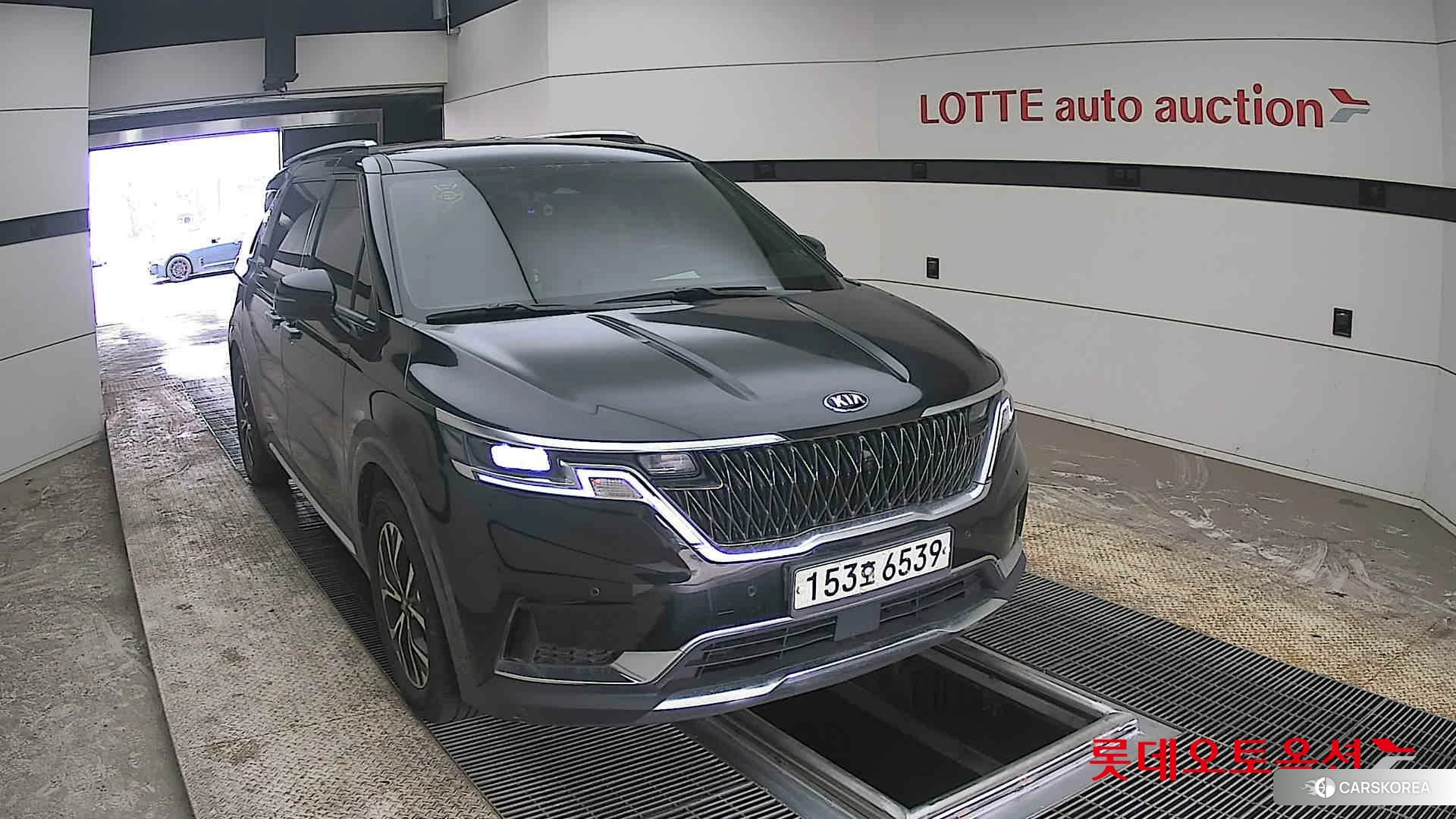 Kia Carnival 2021 Черный из Кореи, фото 6