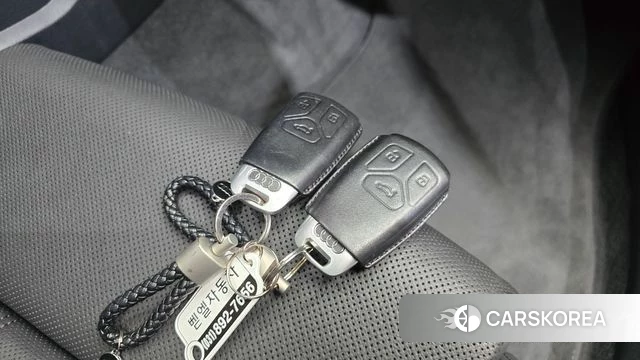 Audi A4 (B9) 2021 Черный из Кореи, фото 6