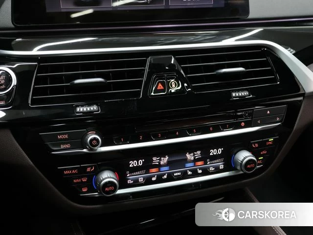 BMW 5 Series (G30) 2019 Черный из Кореи, фото 6