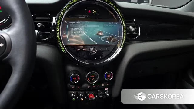 Mini Cooper Convertible 2024 Белый из Кореи, фото 6