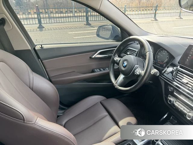 BMW 1 series 2023 Белый из Китая, фото 6