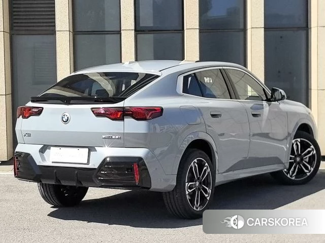 BMW X2 (import) 2025 Серебристо-серый из Китая, фото 6