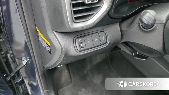 Hyundai Venue 2019 Синий из Кореи, фото 6