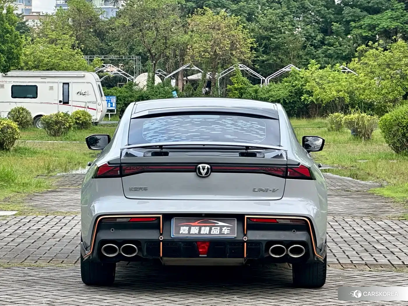 Chang'an UNI-V 2022 Silver/gray из Китая, фото 6