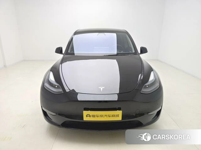 Tesla Model Y 2023 Черный из Китая, фото 6