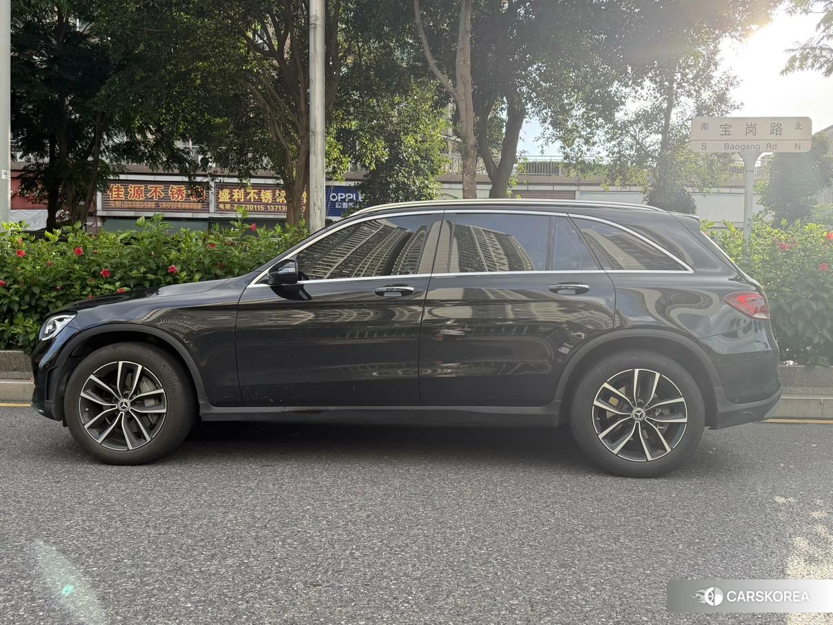 Mercedes-Benz GLC 2021 Черный из Китая, фото 6