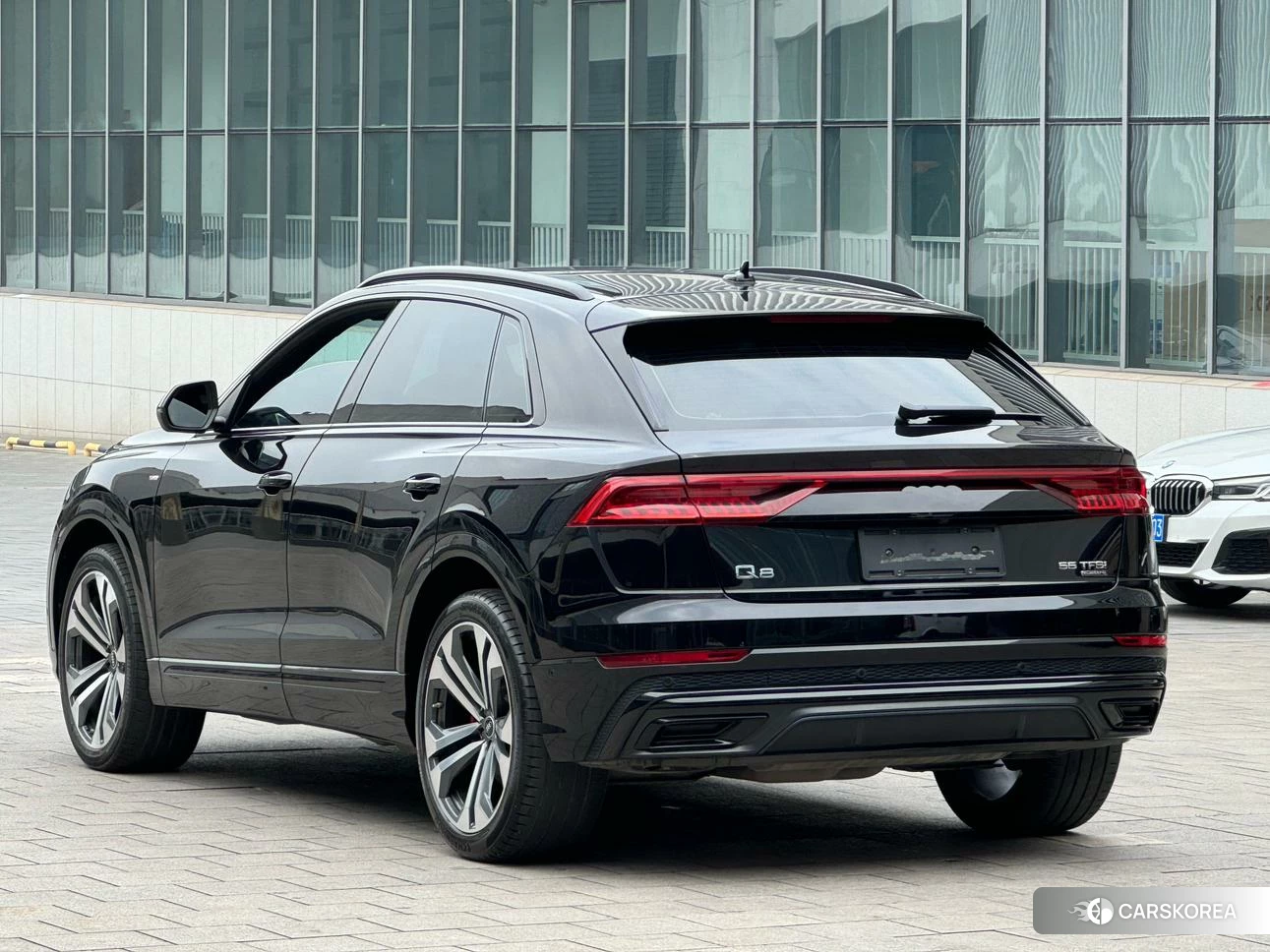 Audi Q8 2020 Черный из Китая, фото 6