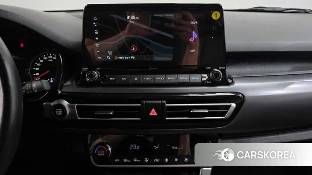 Kia Seltos 2022 Белый из Кореи, фото 6