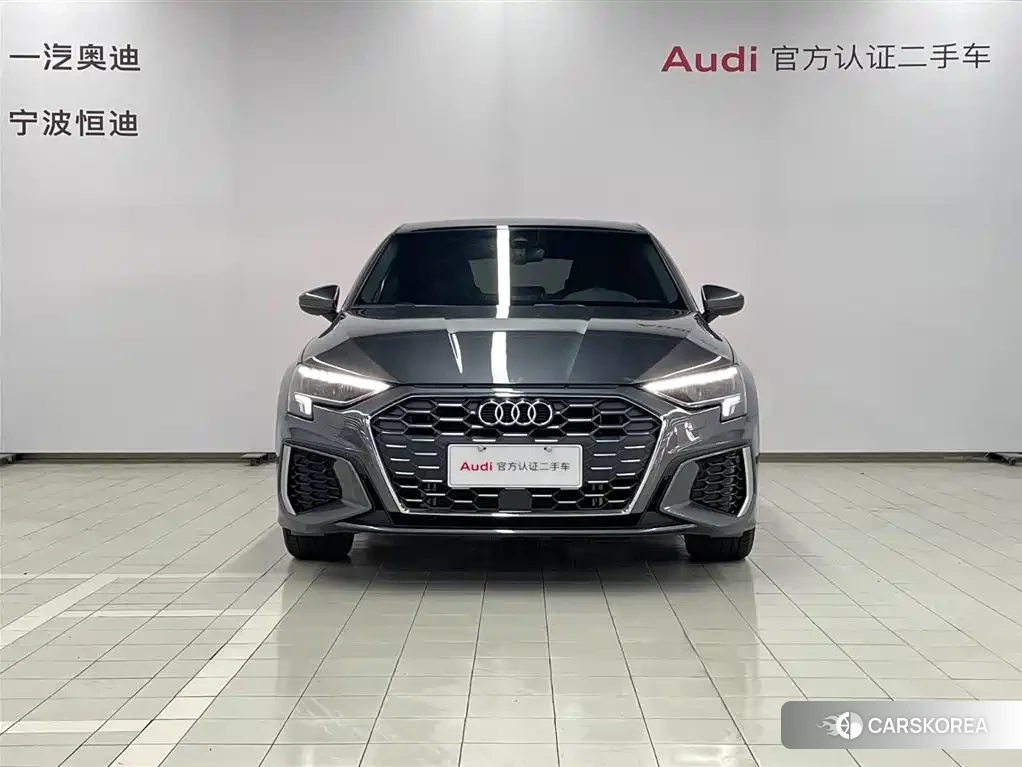 Audi A3 2024 Silver/gray из Китая, фото 6
