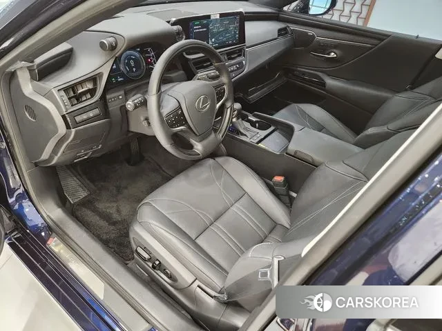 Lexus ES300h 7th generation 2025 Синий из Кореи, фото 6