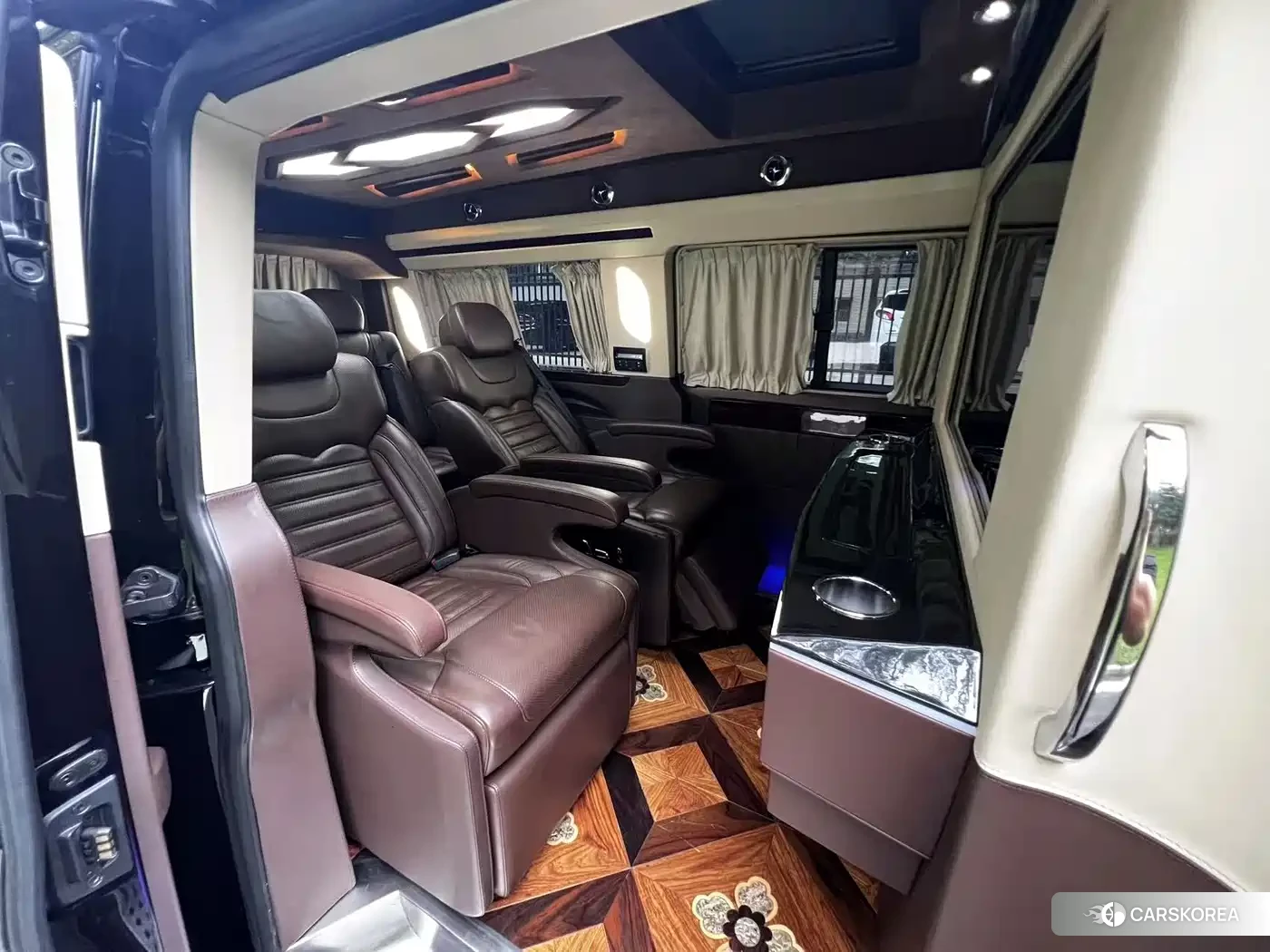 Volkswagen Caravelle 2018 Черный из Китая, фото 6