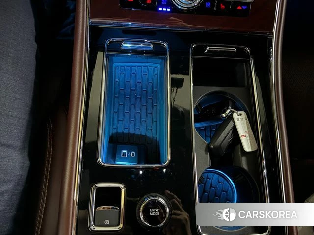Lincoln Aviator 2nd generation 2022 Черный из Кореи, фото 6