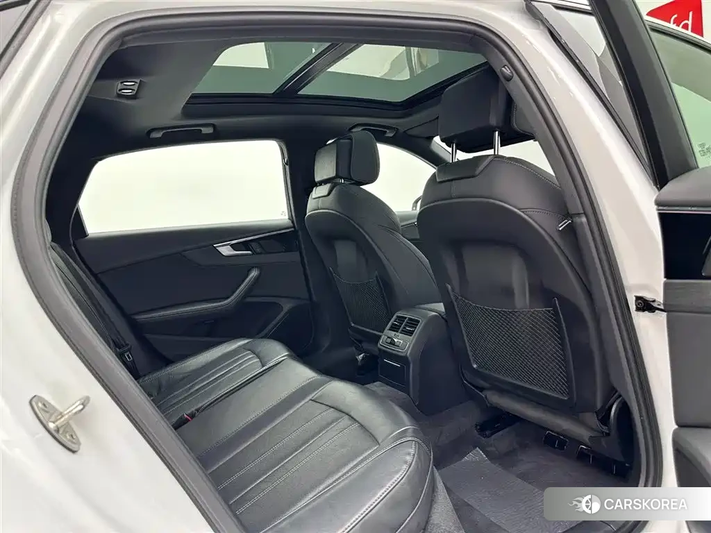 Audi A4L 2024 Белый из Китая, фото 6