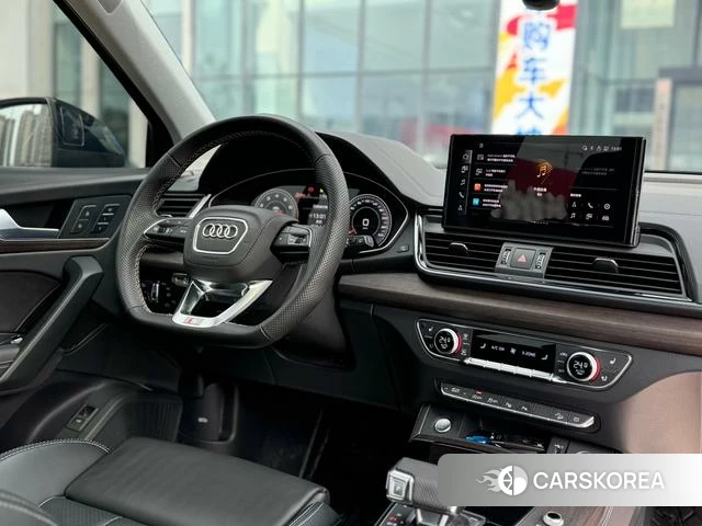 Audi Q5L 2022 Черный из Китая, фото 6
