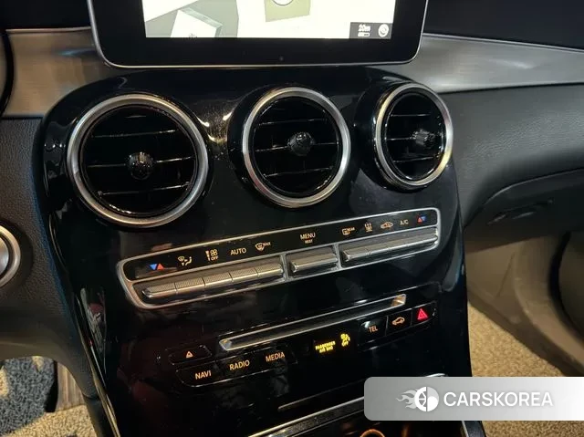 Mercedes-Benz GLC-Class X253 2019 Синий из Кореи, фото 6