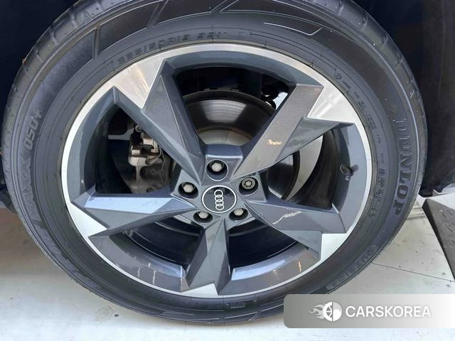 Audi Q3 2022 Белый из Китая, фото 6
