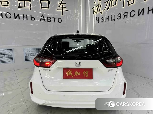 Honda Fit 2021 Белый из Китая, фото 6