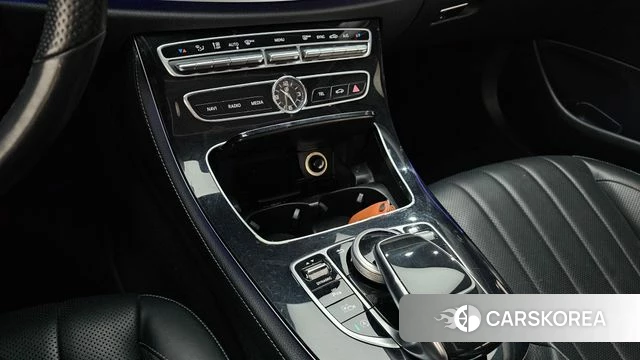 Mercedes-Benz E-Class W213 2018 Белый из Кореи, фото 6