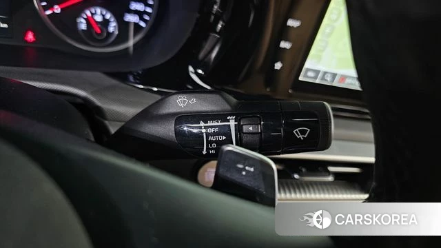 Kia K5 3rd generation 2022 Черный из Кореи, фото 6