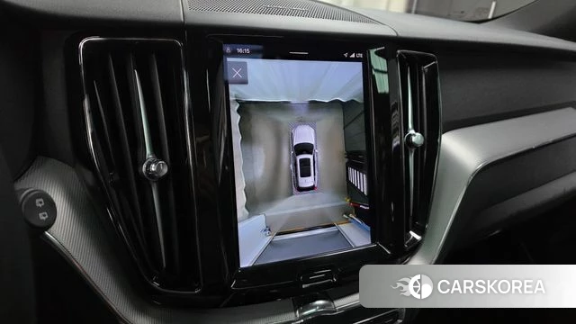 Volvo XC60 second Generation 2021 Белый из Кореи, фото 6