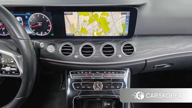 Mercedes-Benz E-Class W213 2019 Серый из Кореи, фото 6