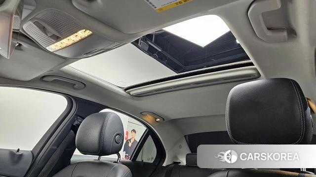 Mercedes-Benz C-Class W205 2020 Белый из Кореи, фото 6