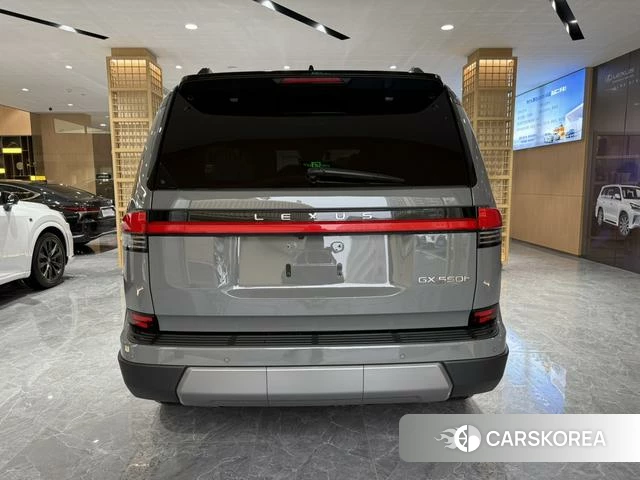 Lexus GX 2025 Темно-серый из Китая, фото 6