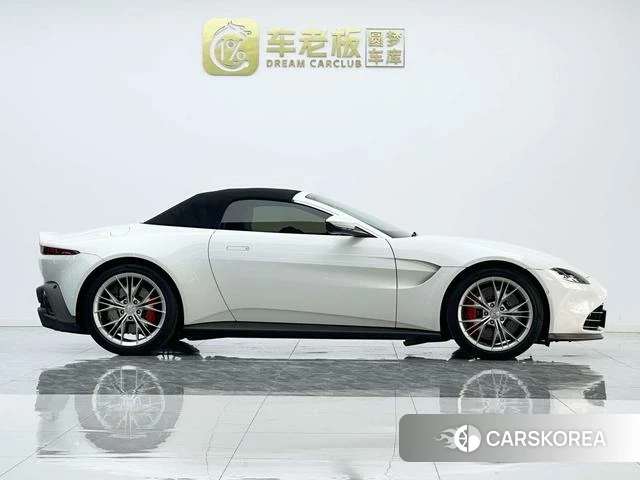 Aston Martin Vantage 2022 Белый из Китая, фото 6
