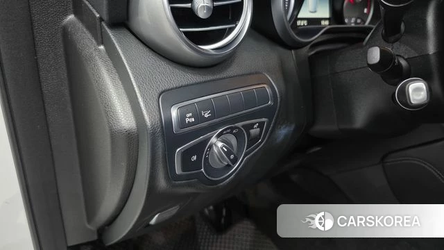 Mercedes-Benz GLC-Class X253 2018 Белый из Кореи, фото 6