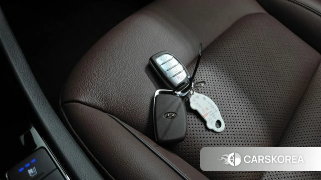Hyundai The New Ionic Hybrid 2019 Белый из Кореи, фото 6