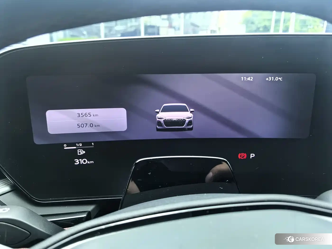 Audi A6L 2026 Silver/gray из Китая, фото 6