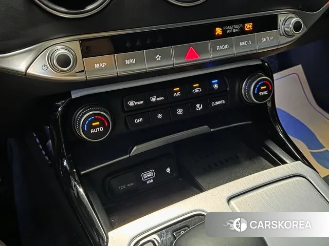 Kia Stinger Meister 2022 Белый из Кореи, фото 6