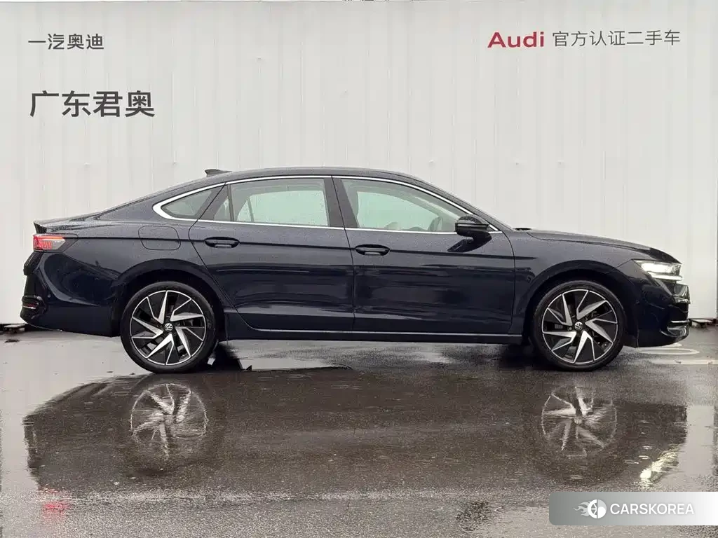 Volkswagen Magotan 2025 Черный из Китая, фото 6